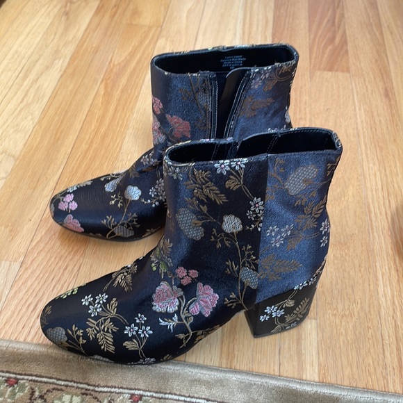 Bar 111 Fabric boots - Picture 2 of 4